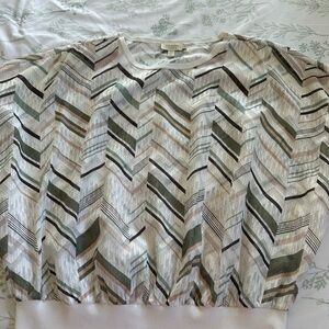 Ted Baker London Chevron Print Lightweight Top in White, Olive & Taupe